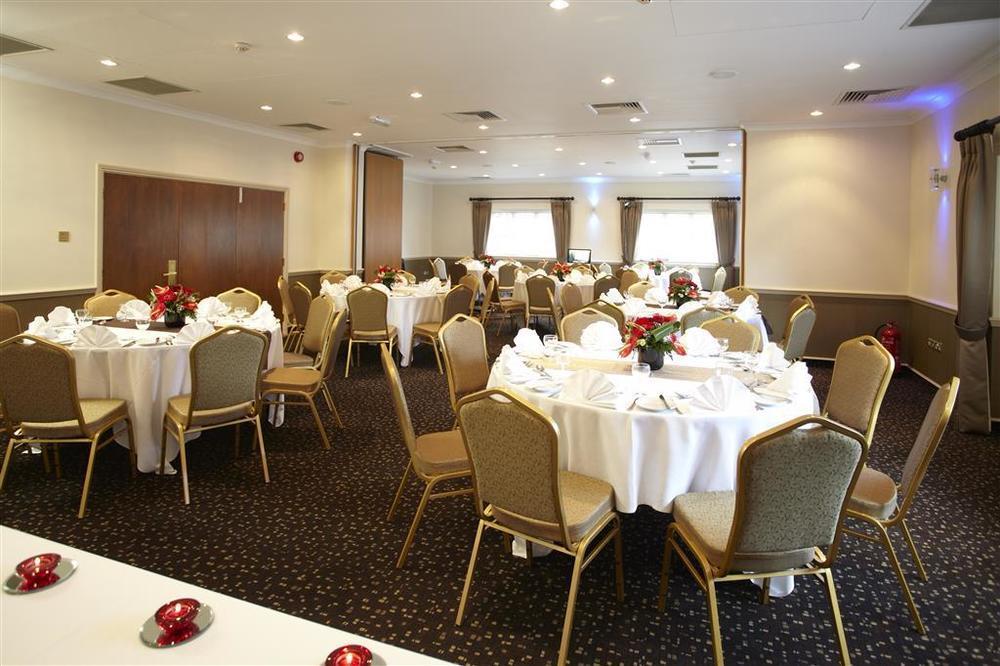 Best Western Cumberland Hotel Harrow Restaurant foto