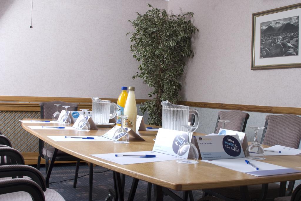 Best Western Cumberland Hotel Harrow Afaceri foto
